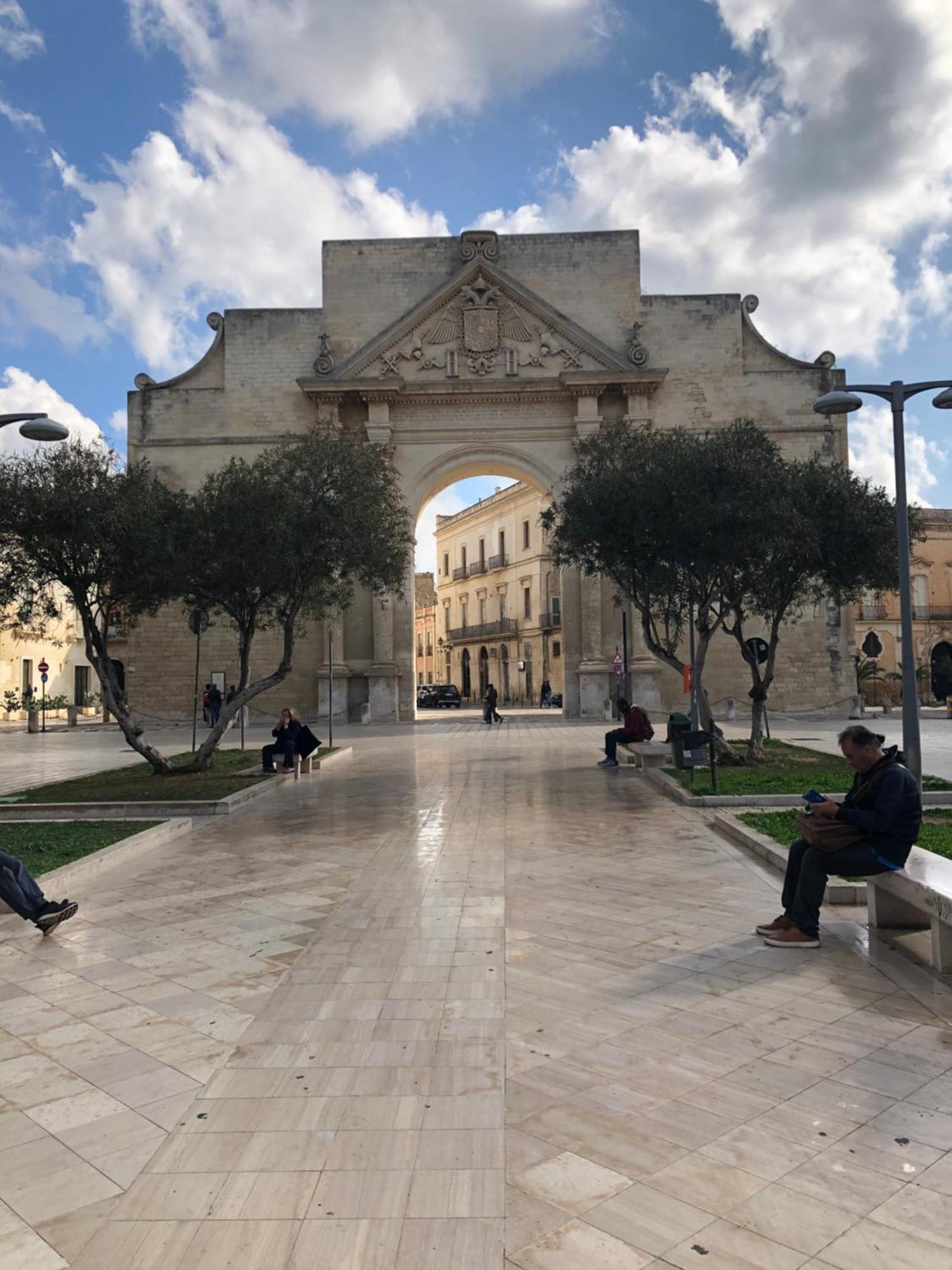 Mayu'S House , Dimora Nel Centro Storico Di Lecce Exterior foto