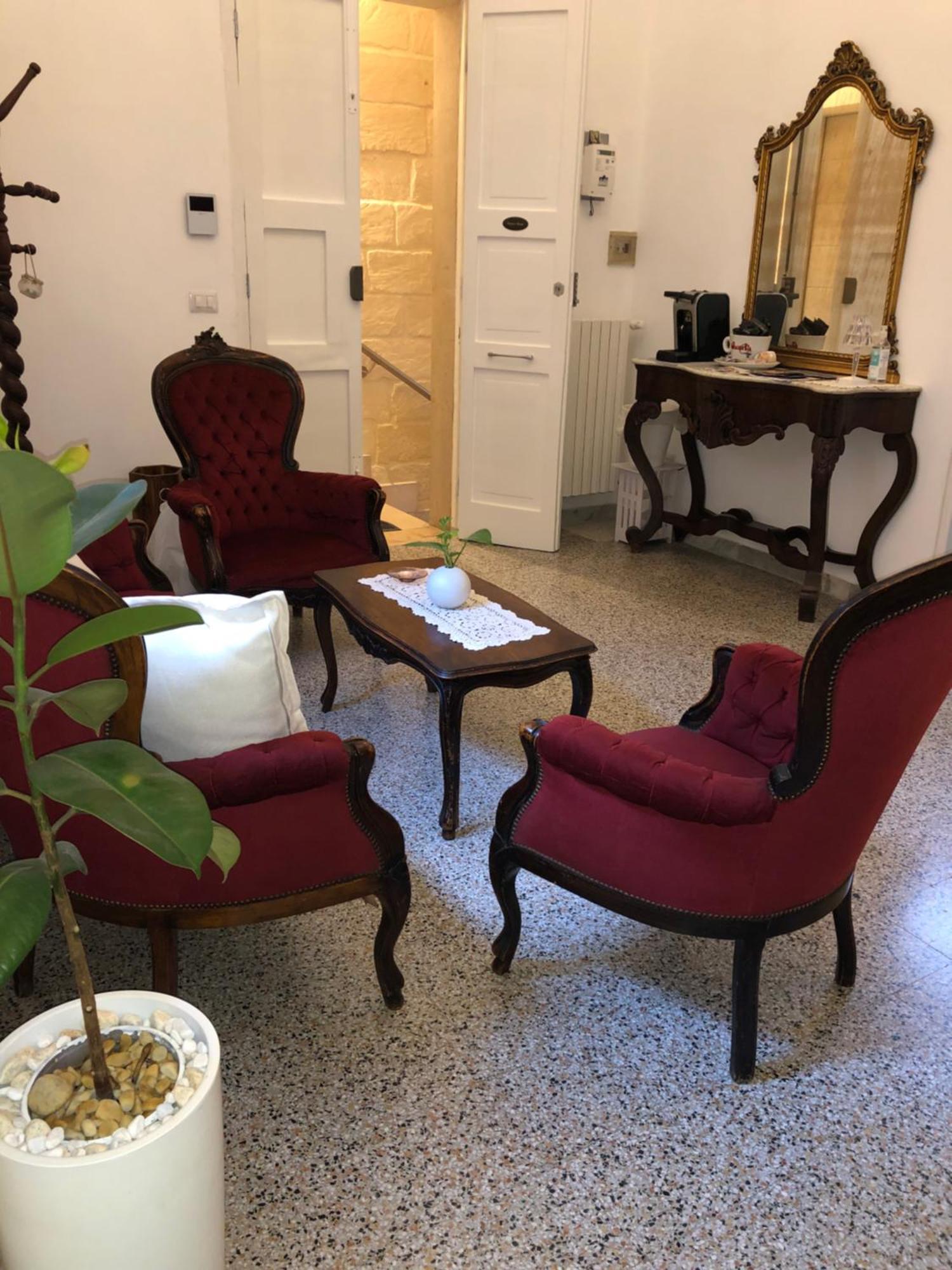 Mayu'S House , Dimora Nel Centro Storico Di Lecce Exterior foto