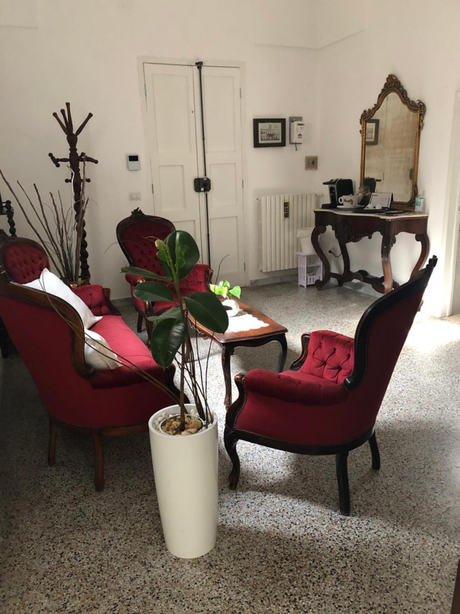 Mayu'S House , Dimora Nel Centro Storico Di Lecce Exterior foto